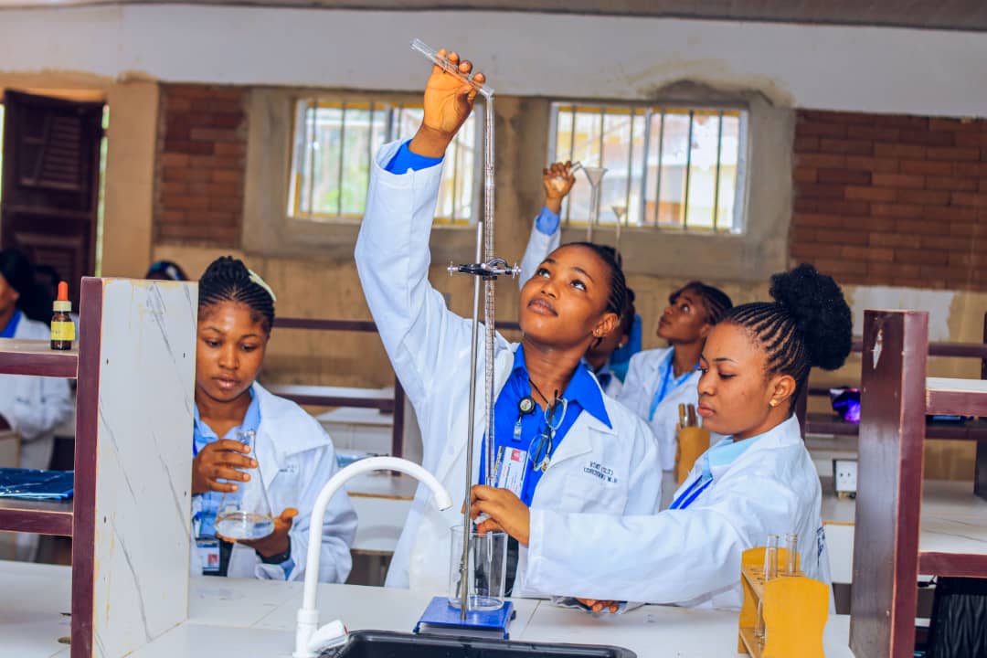 Chemistry_Laboratory_1